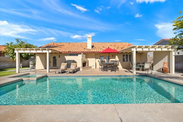 $5,800 | 48638 Hepburn Drive, Indio, CA 92201