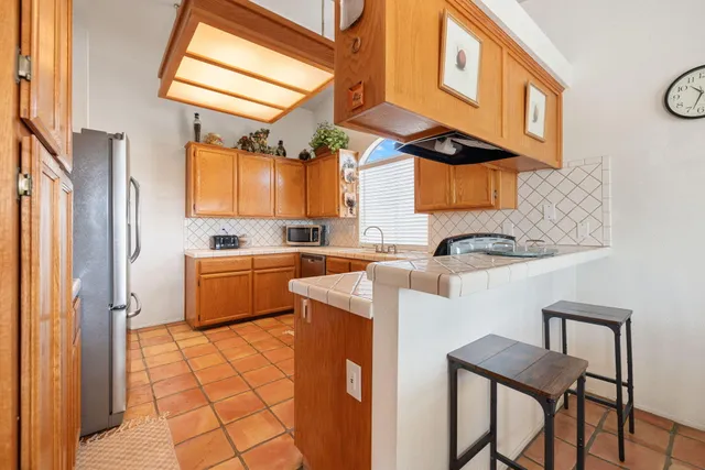 $5,800 | 48638 Hepburn Drive, Indio, CA 92201