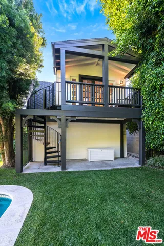 $4,195,000 | 10445 Valley Spring Lane, Toluca Lake, CA 91602