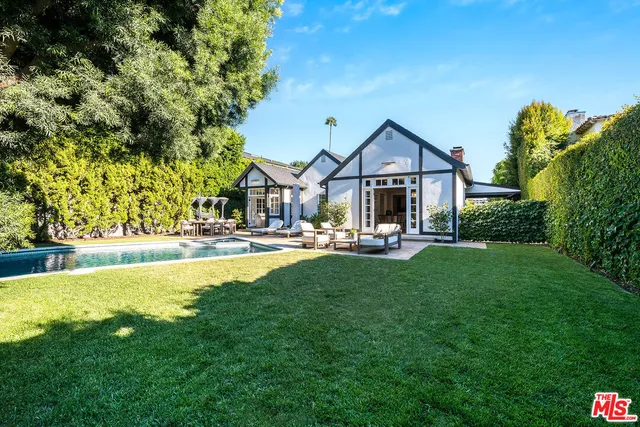 $4,195,000 | 10445 Valley Spring Lane, Toluca Lake, CA 91602