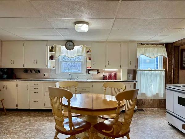 $249,000 | 62 Hull Avenue, Wallingford, VT 05773