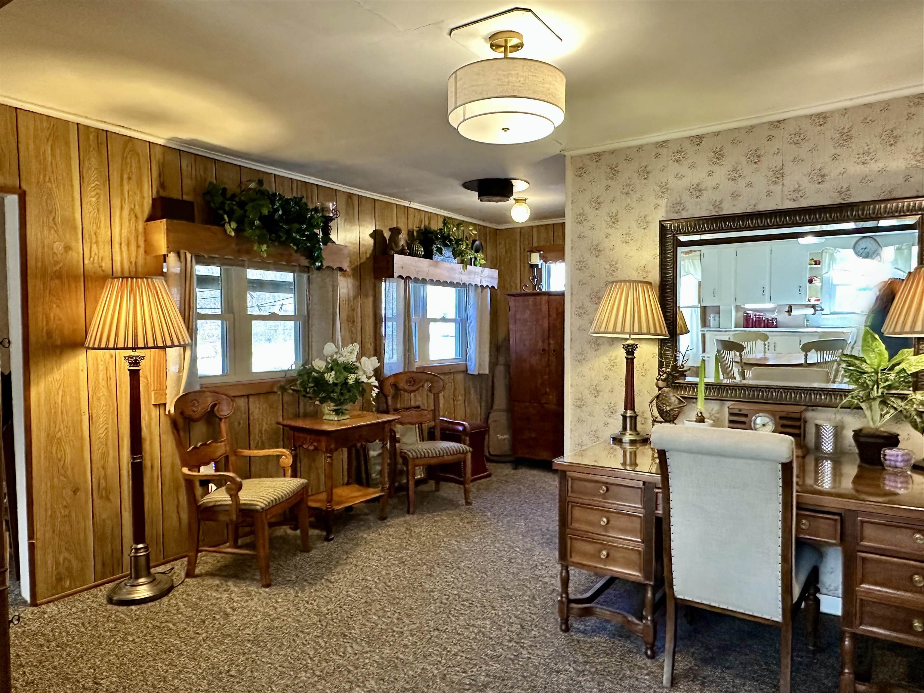 62 Hull Avenue Wallingford, VT 05773 - Photo 16 of 36