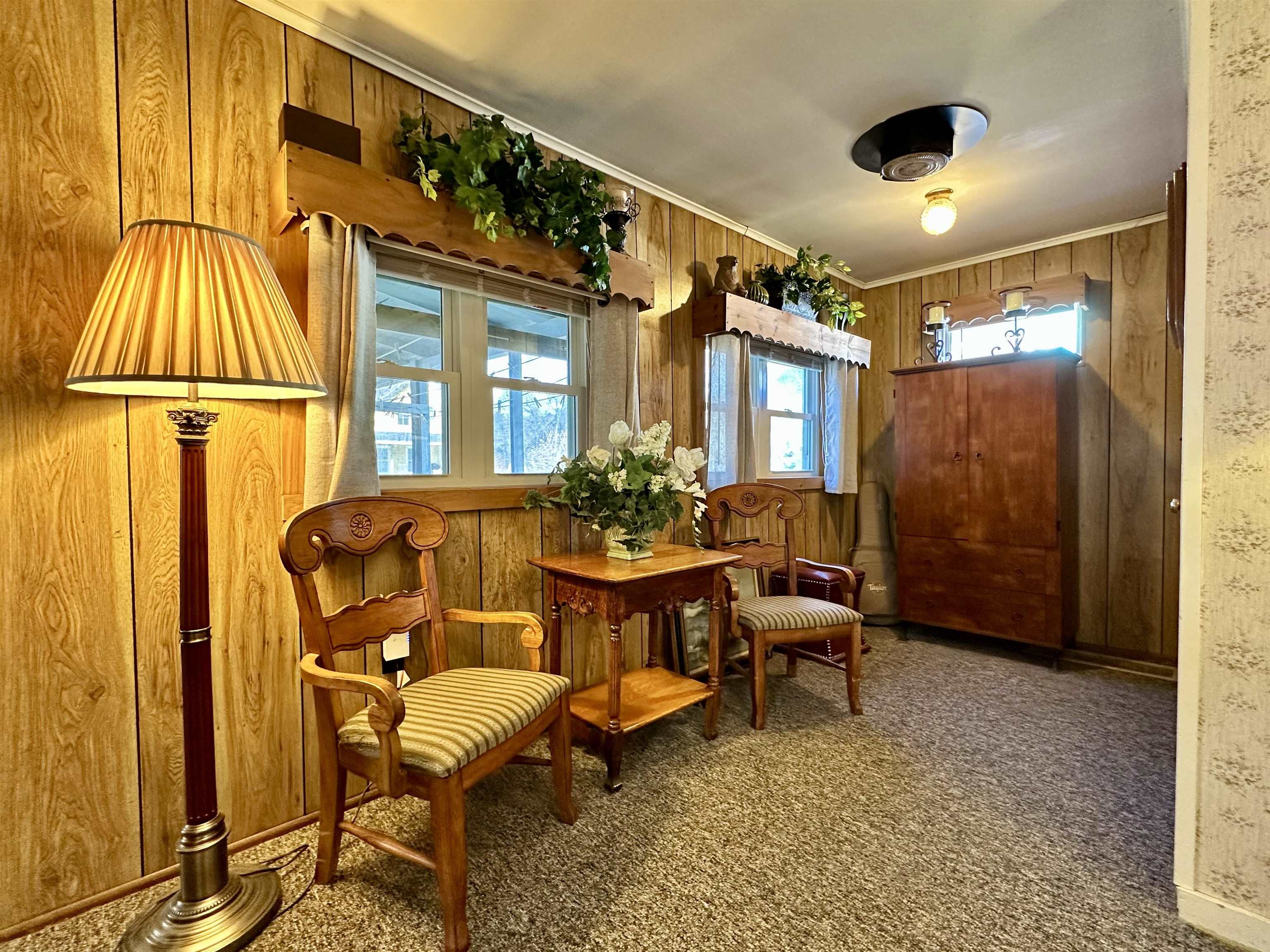 62 Hull Avenue Wallingford, VT 05773 - Photo 17 of 36