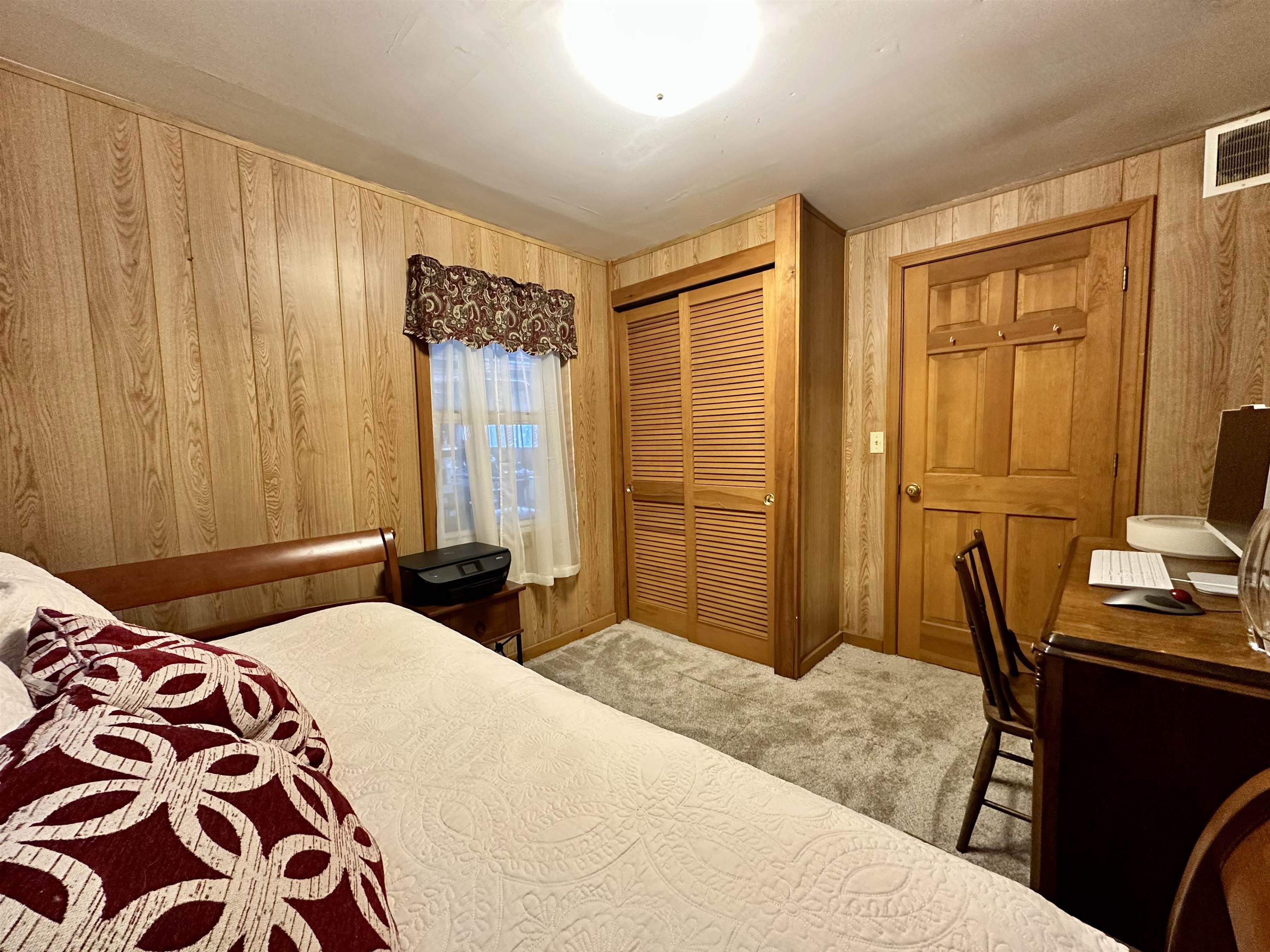 62 Hull Avenue Wallingford, VT 05773 - Photo 24 of 36