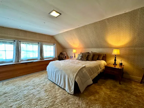 $249,000 | 62 Hull Avenue, Wallingford, VT 05773