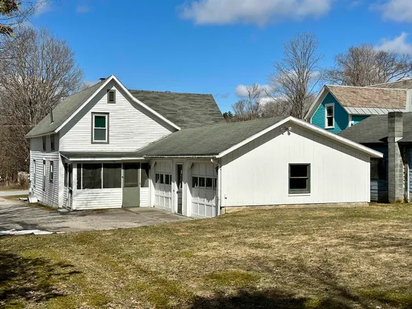 $249,000 | 62 Hull Avenue, Wallingford, VT 05773