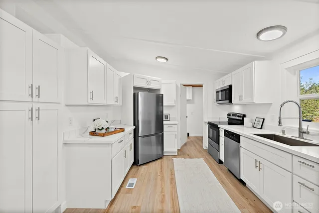 $569,950 | 9427 Case Road Southwest, Olympia, WA 98512