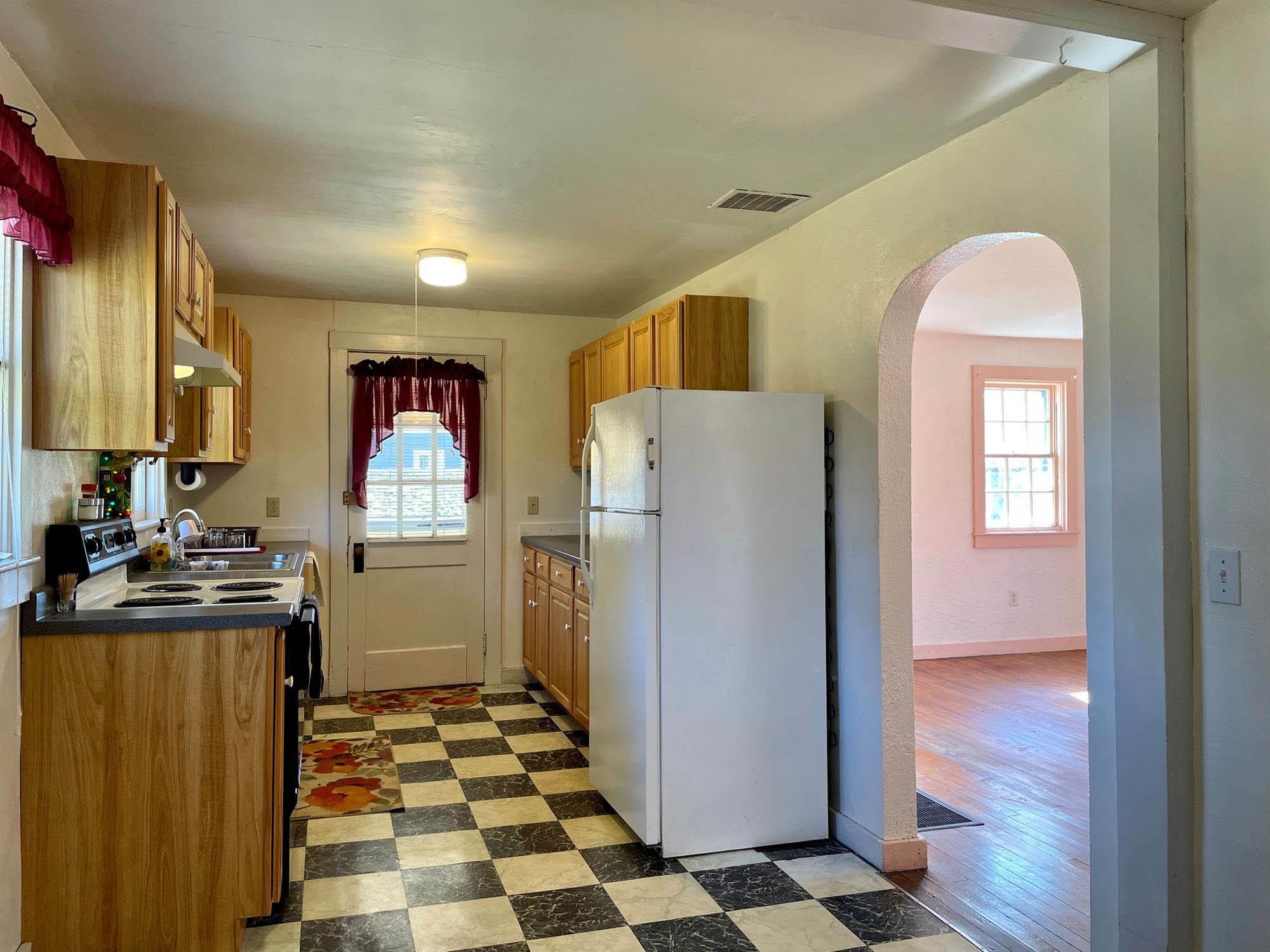 298 Main Street Walpole, NH 03608 - Photo 8 of 23