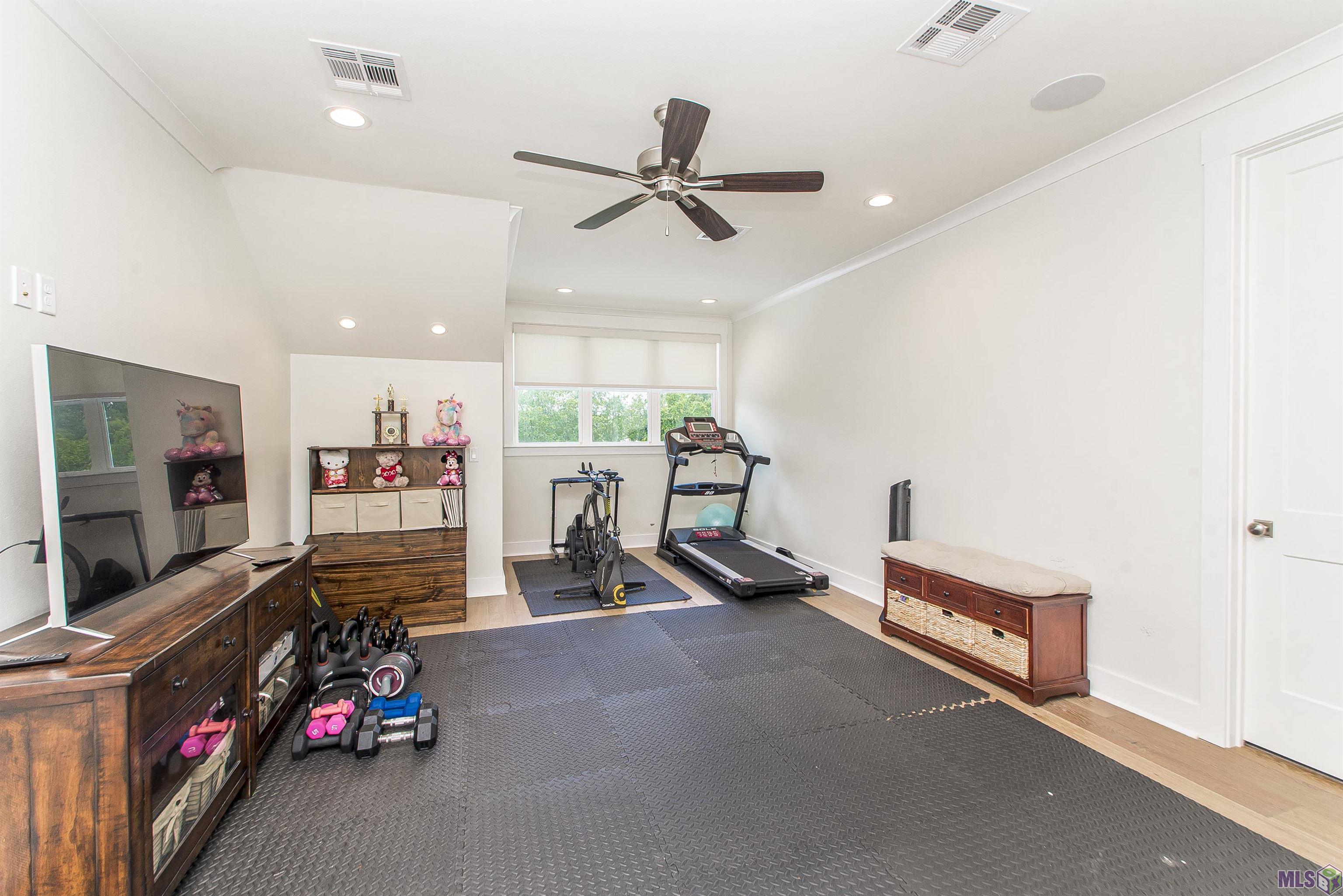 7940 Highland Road Baton Rouge, LA 70808 - Photo 46 of 60 Bonus Room - 2nd floor