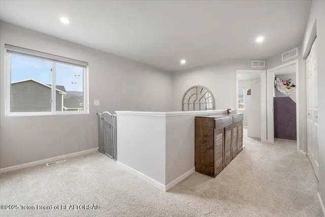 $615,000 | 365 Little Greys Loop, Etna, WY 83118