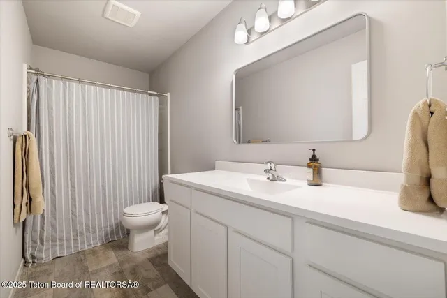 $615,000 | 365 Little Greys Loop, Etna, WY 83118