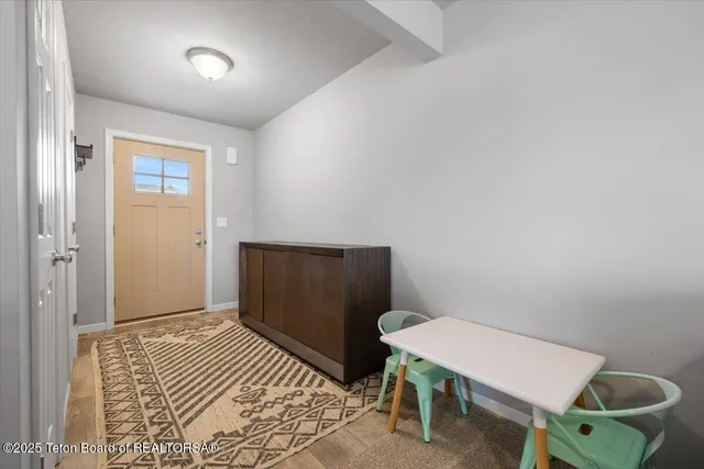 $615,000 | 365 Little Greys Loop, Etna, WY 83118