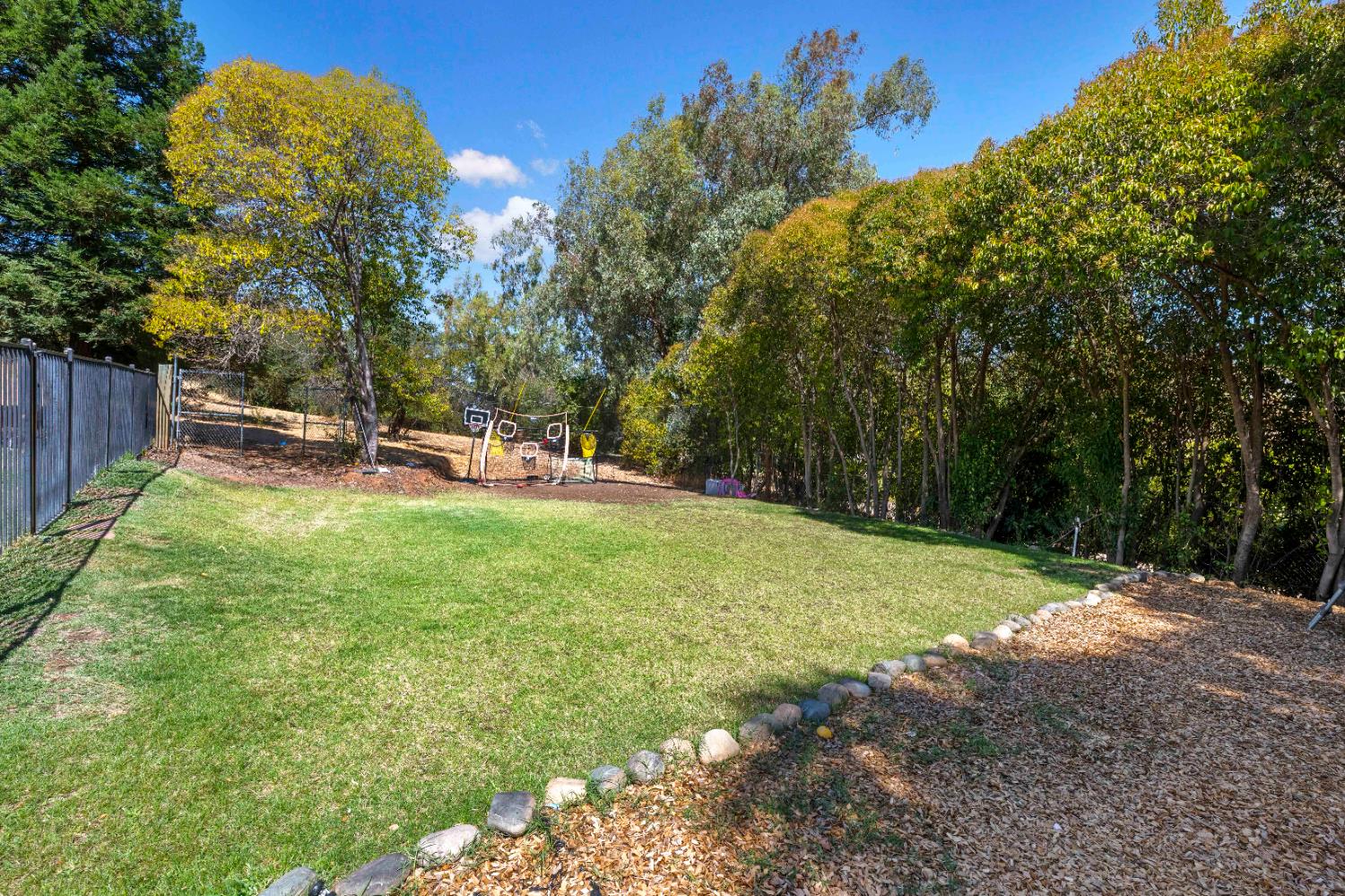 7945 Callison Road Penryn, CA 95663 - Photo 56 of 70 a view of a backyard with sitting area