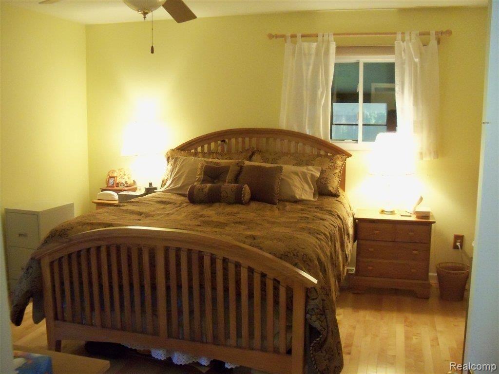 1151 Massoit Road Clawson, MI 48017 - Photo 10 of 14 MASTER BEDROOM