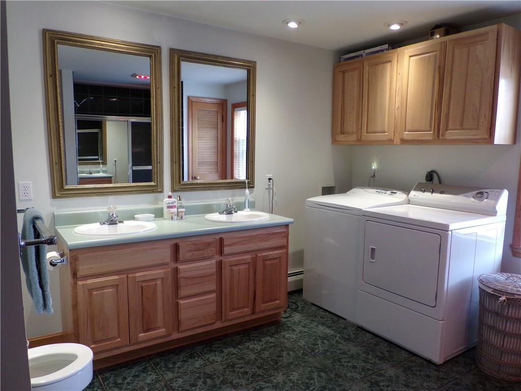 649 Main Street Springvale, ME 04083 - Photo 10 of 18 20181010002404130843000000-o