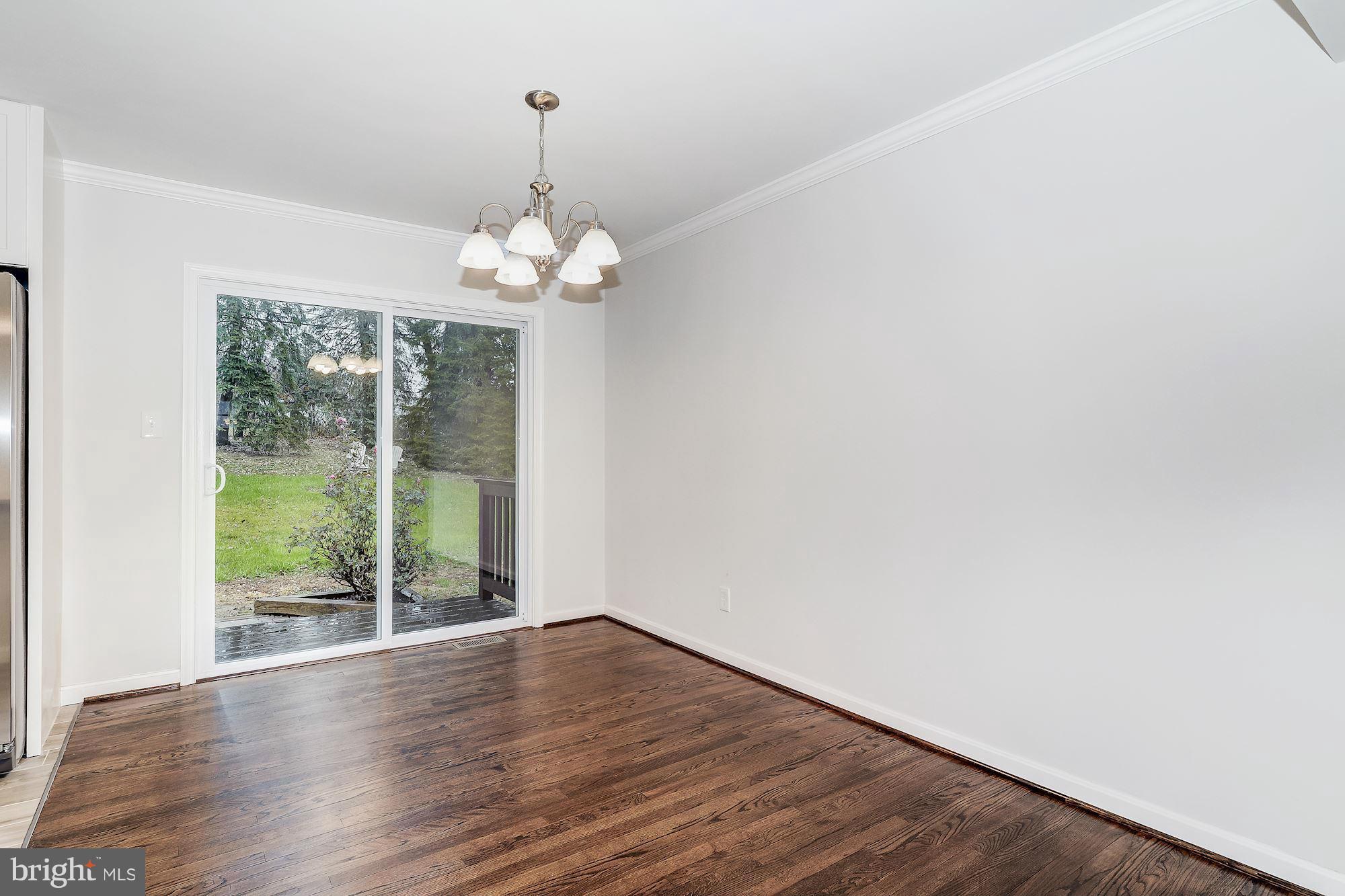 214 Highmeadow Road Reisterstown, MD 21136 - Photo 7 of 29 Dining Room