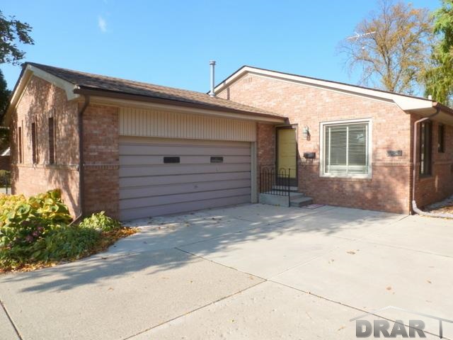 726 Vernier Road Grosse Pointe, MI 48236 - Photo 1 of 21 31223355.JPG