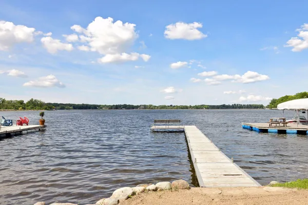 $1,200,000 | 6203 Eagle Lake Drive, Maple Grove, MN 55369