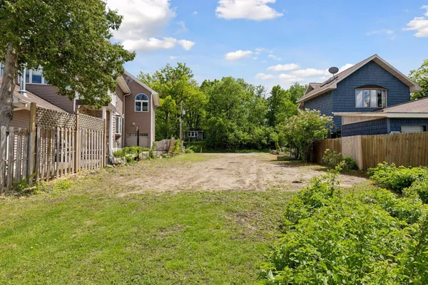 $1,200,000 | 6203 Eagle Lake Drive, Maple Grove, MN 55369