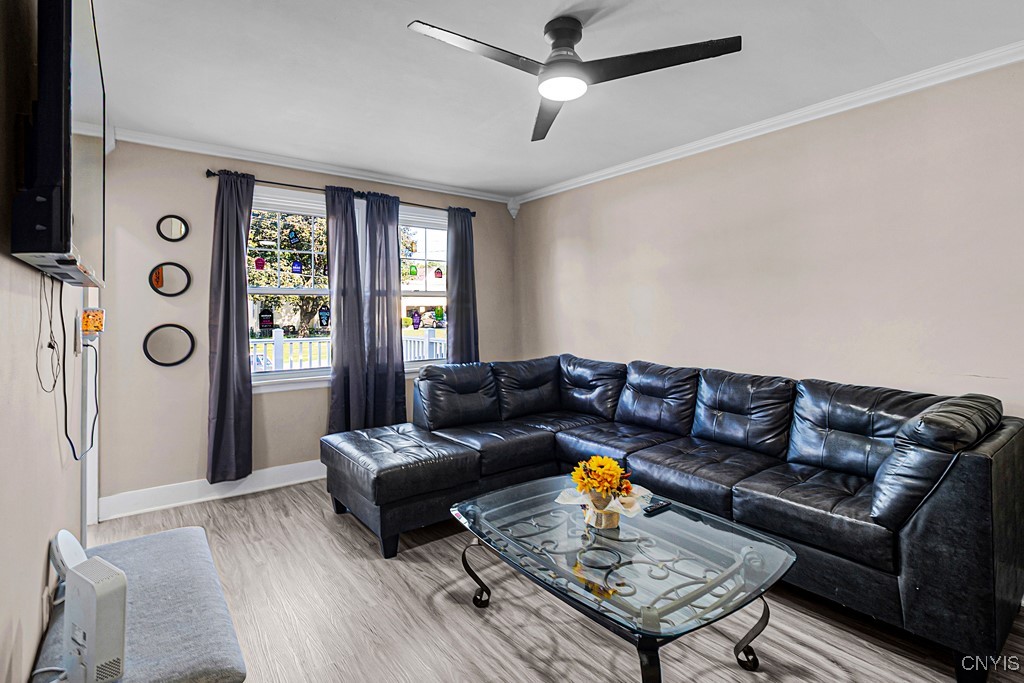 38 Evalon Road New Hartford, NY 13413 - Photo 3 of 19