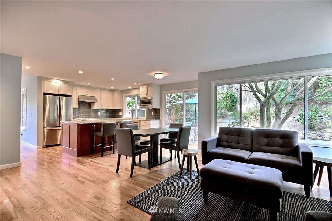 10024 Northeast 155th Street Bothell, WA 98011 - Photo 10 of 24 Gallery Image 10