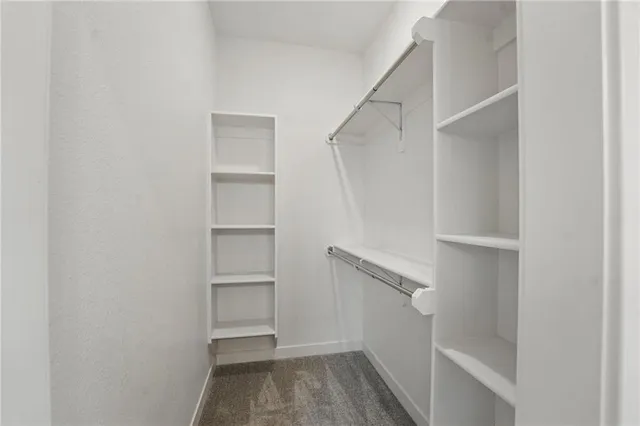 $364,950 | 719 Glenn Circle, Raymore, MO 64083