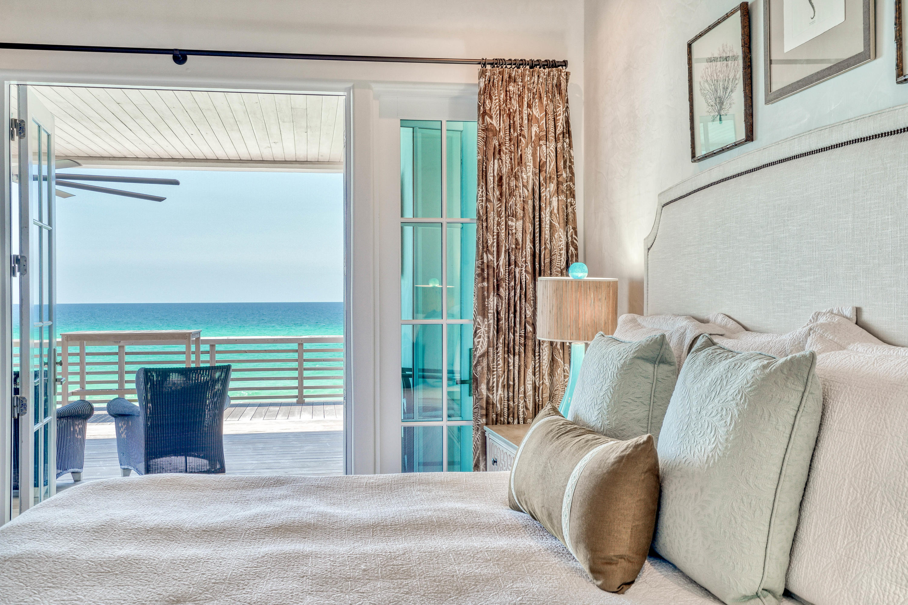 153 Pelican Cir Inlet Beach, Unit A Inlet Beach, FL 32461 - Photo 67 of 94 a bed sitting in a bedroom next to a window