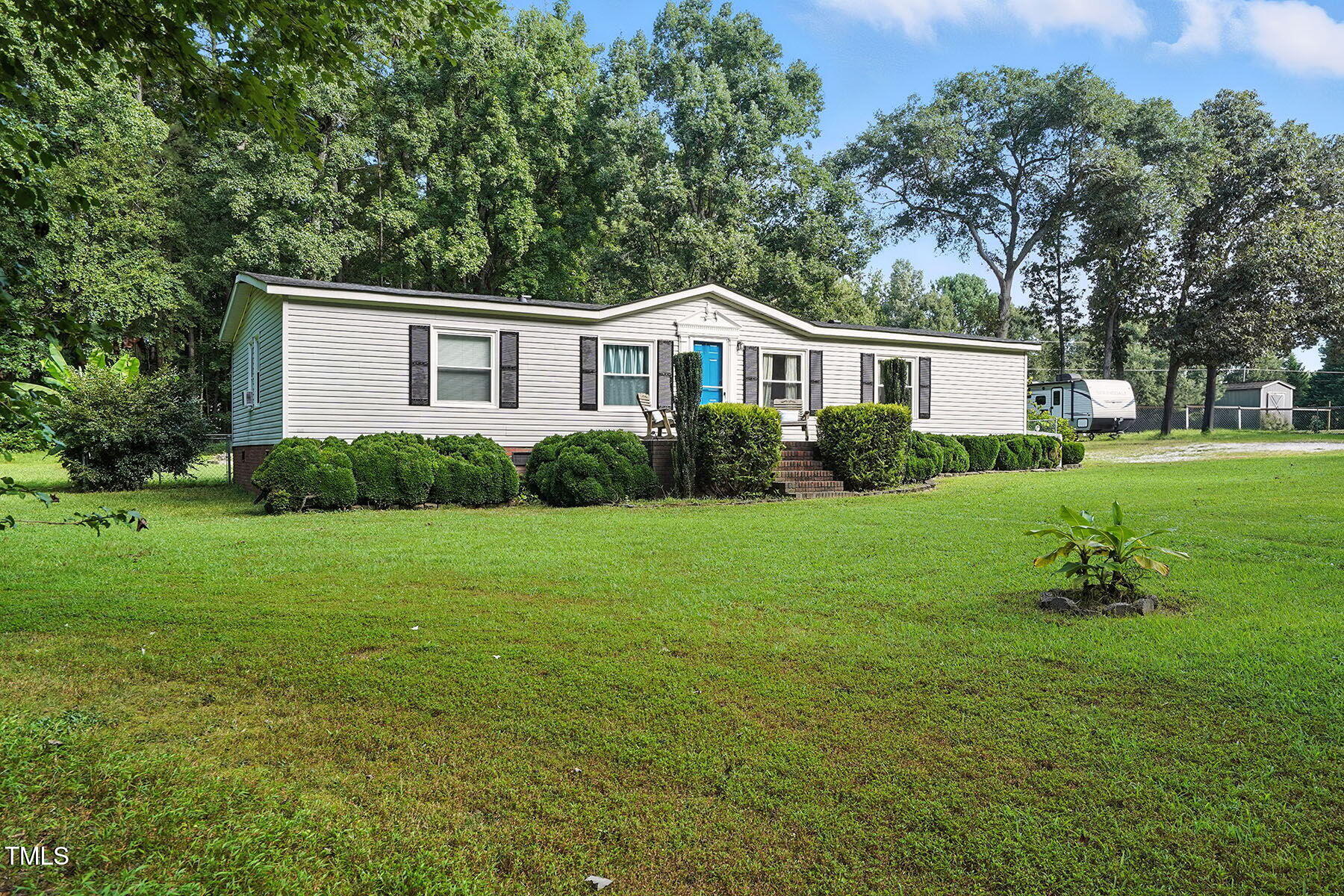 2-web-or-mls-5571 Pearcess Rd-03