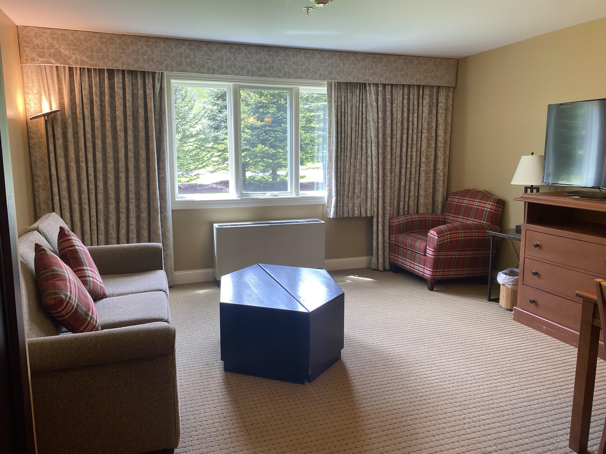 89 Grand Summit Way, Unit 121 West Dover, VT 05356 - Photo 5 of 16