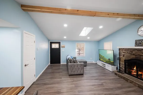 $1,850 | 1194 Deer Run, Pocono Pines, PA 18350