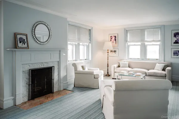 $5,950,000 | 43 Ontio Road, Tuxedo Park, NY 10987