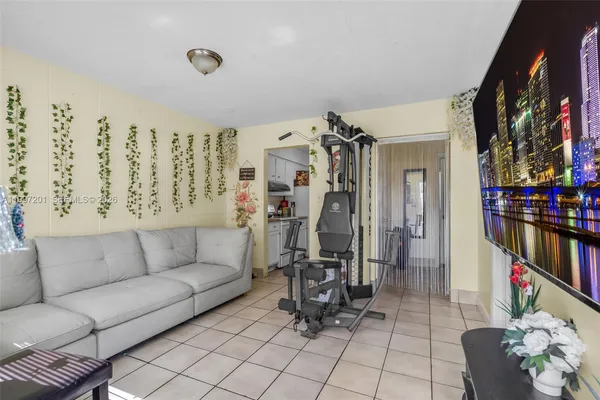 $550,000 | 3712 Southwest 12th Court, Fort Lauderdale, FL 33312