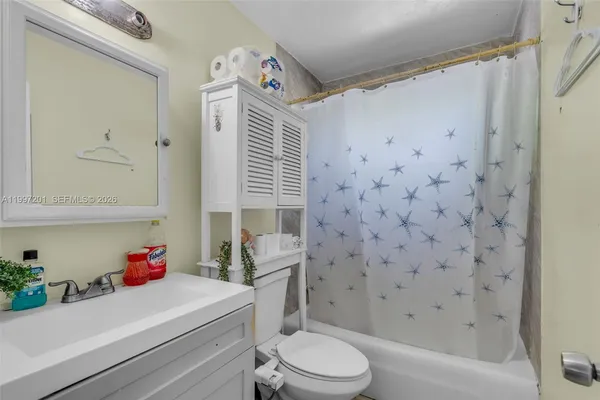 $550,000 | 3712 Southwest 12th Court, Fort Lauderdale, FL 33312