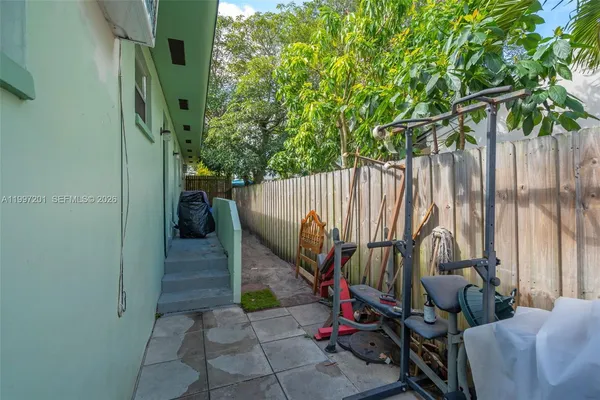 $550,000 | 3712 Southwest 12th Court, Fort Lauderdale, FL 33312