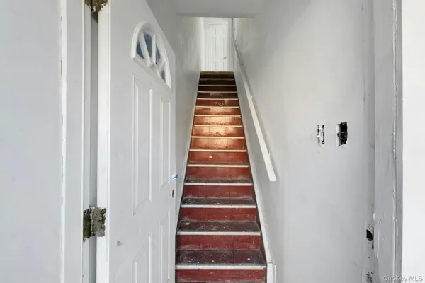 a view of entryway