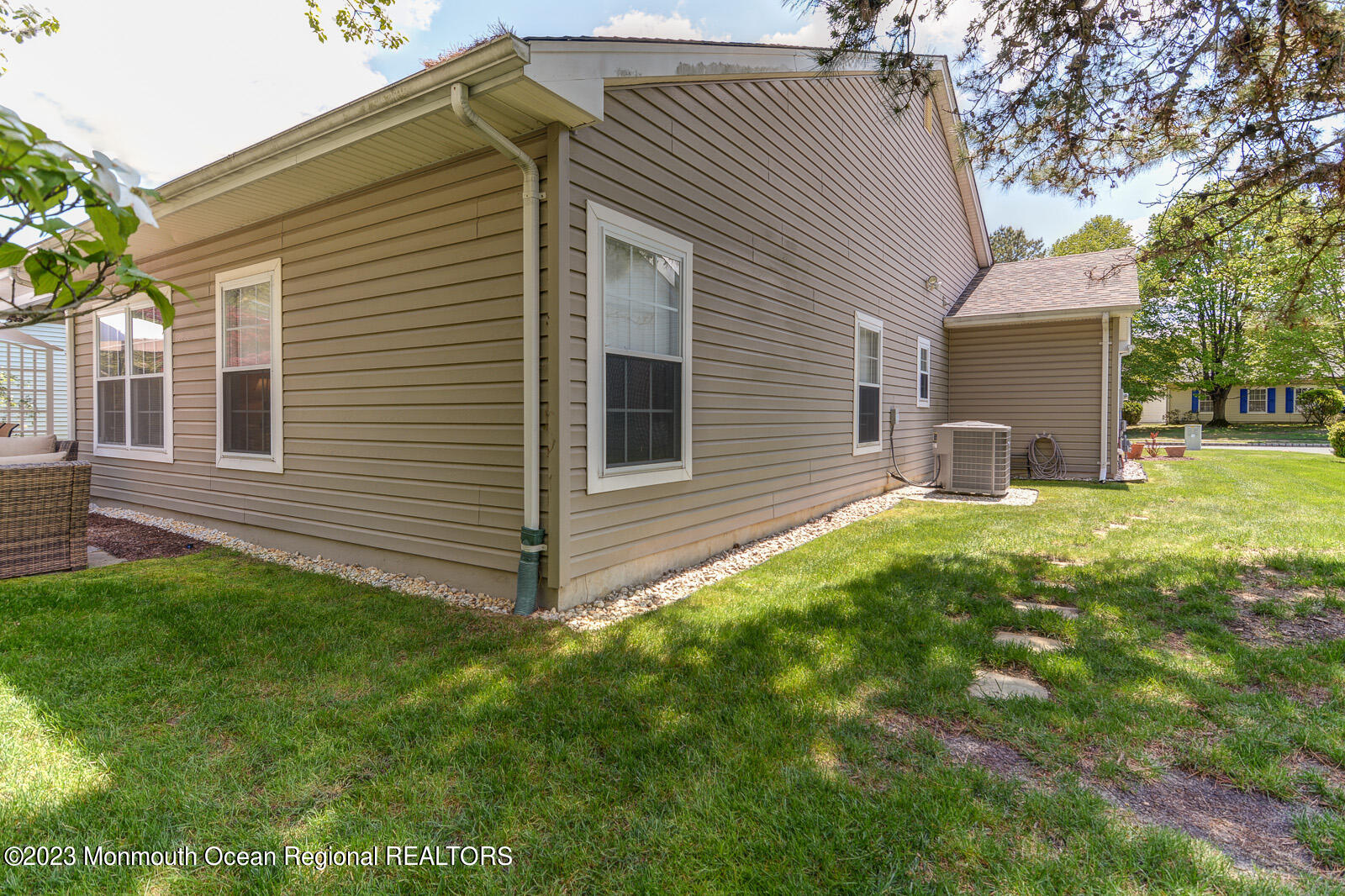 142 Riva Boulevard Brick, NJ 08723 - Photo 4 of 45 Left Side of Home