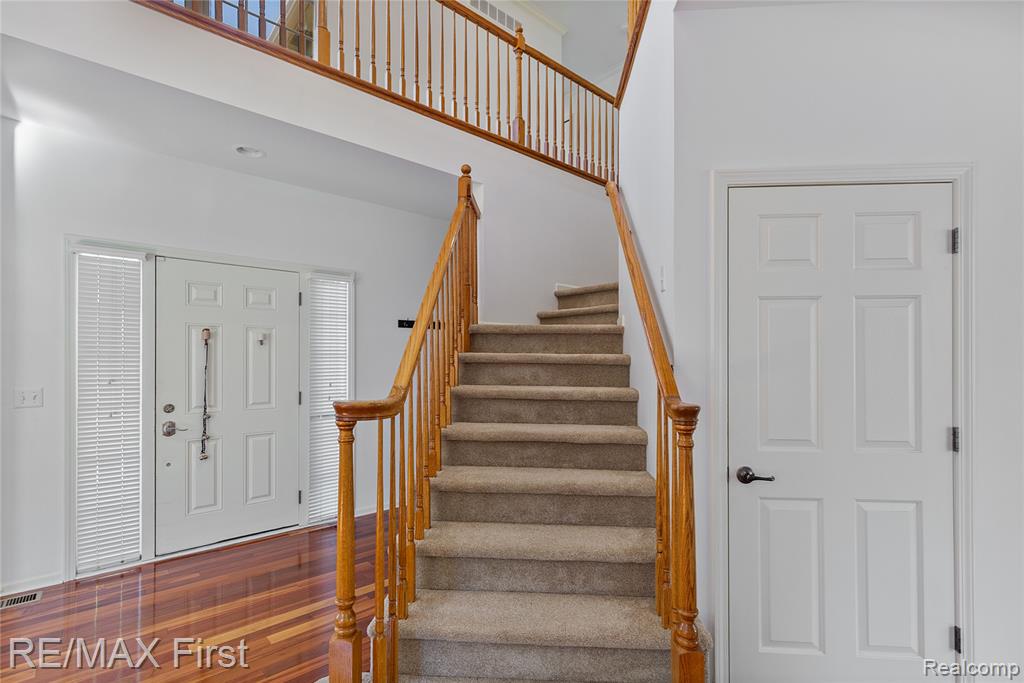 3706 Windingbrook Circle Rochester Hills, MI 48309 - Photo 6 of 42