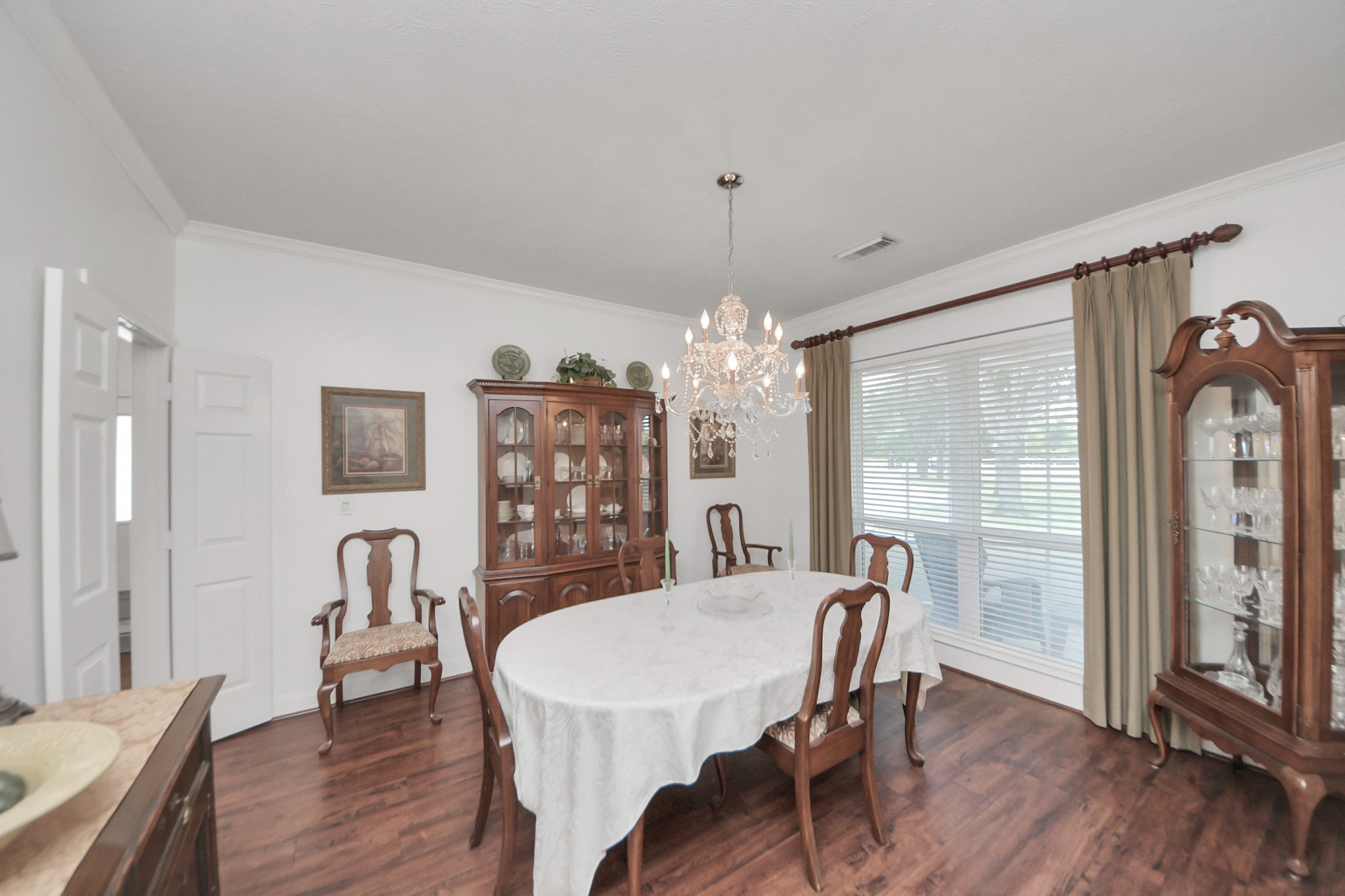 7511 County Road 511 Rosharon, TX 77583 - Photo 19 of 42 Formal Dining