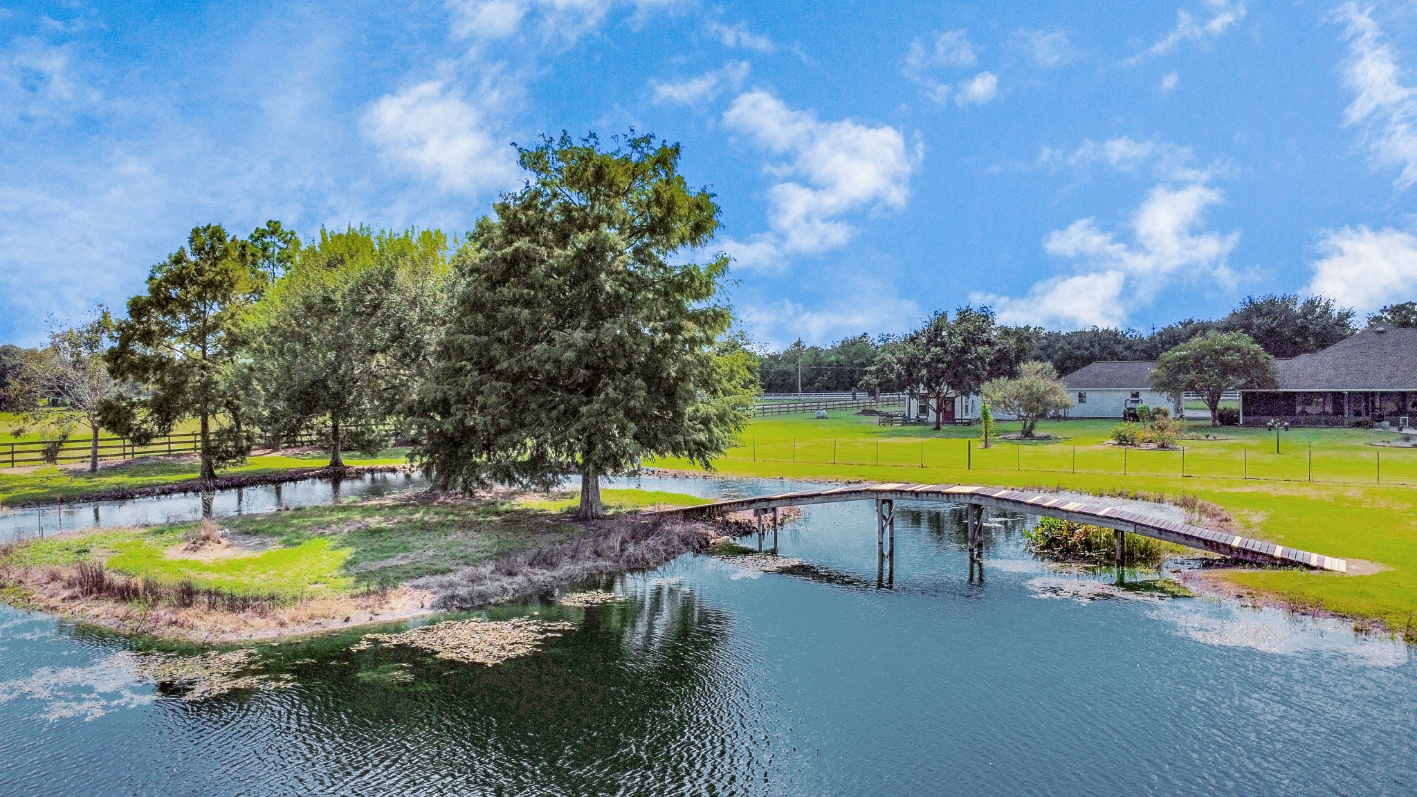 7511 County Road 511 Rosharon, TX 77583 - Photo 8 of 42 Views of the pond and island