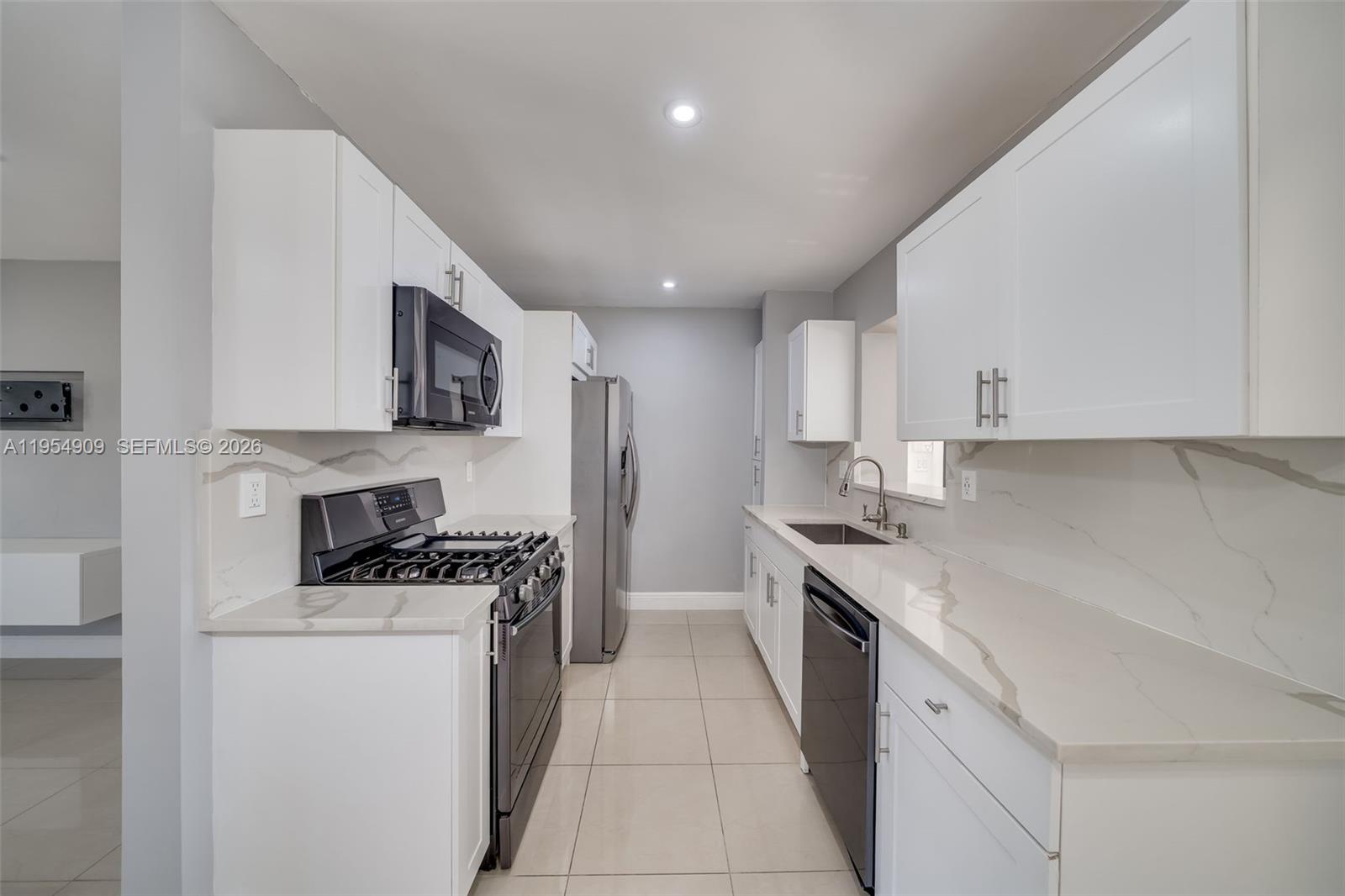 11800 Southwest 35th Street Miami, FL 33175 - Photo 18 of 60