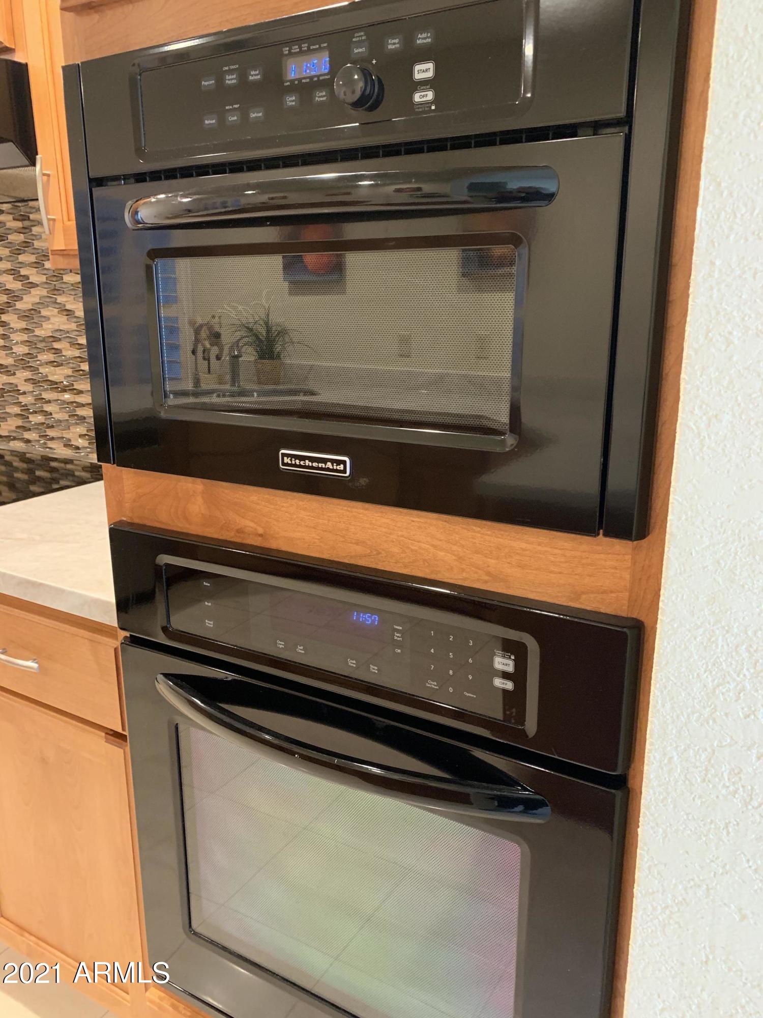 7272 East Gainey Ranch Road, Unit 114 Scottsdale, AZ 85258 - Photo 27 of 70 BUILT IN APPLIANCES