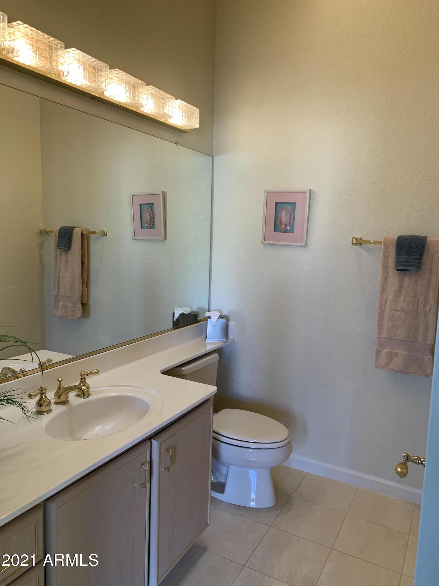 7272 East Gainey Ranch Road, Unit 114 Scottsdale, AZ 85258 - Photo 52 of 70 GUEST BATH