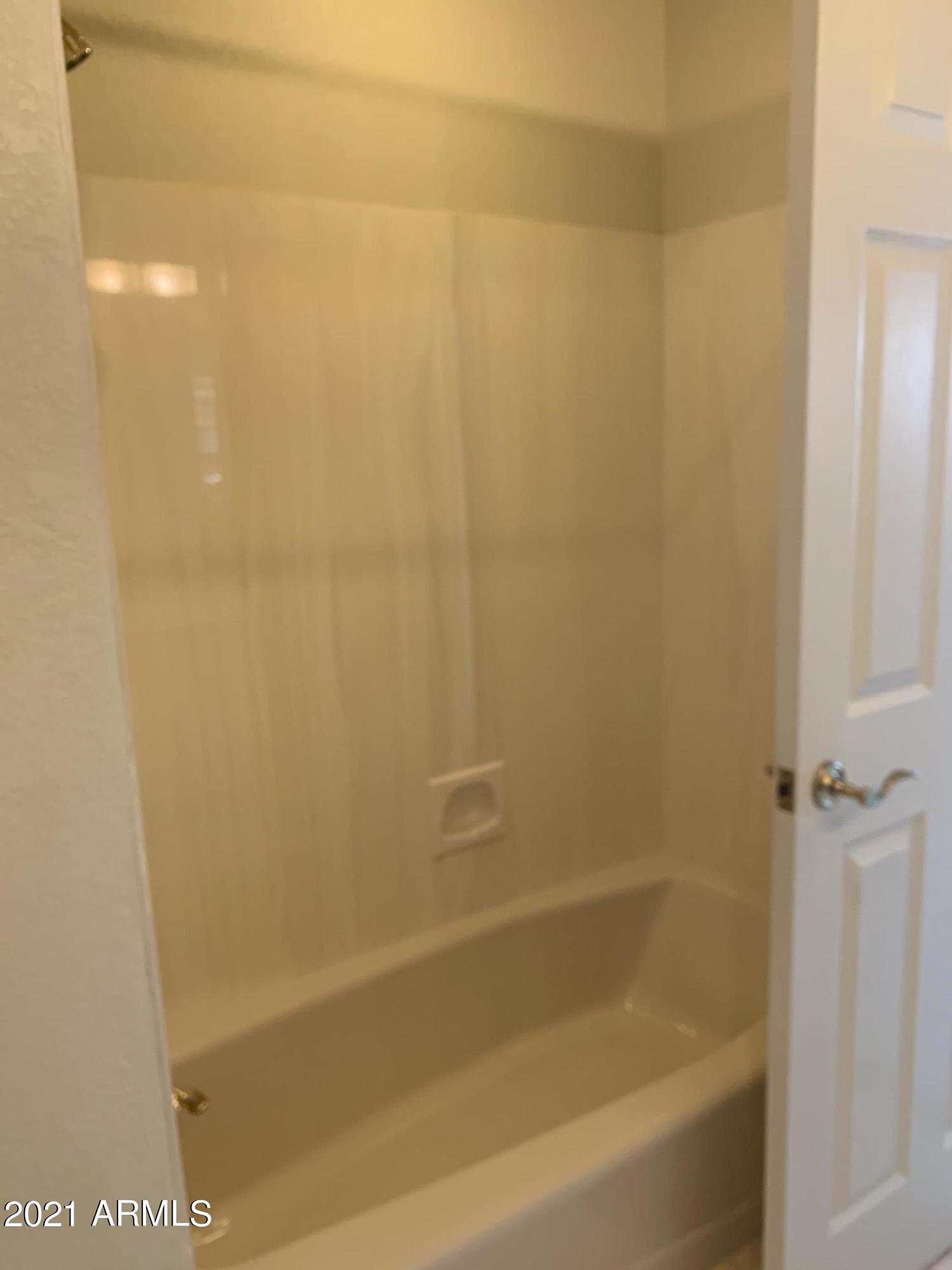 7272 East Gainey Ranch Road, Unit 114 Scottsdale, AZ 85258 - Photo 53 of 70 TUB/SHOWER