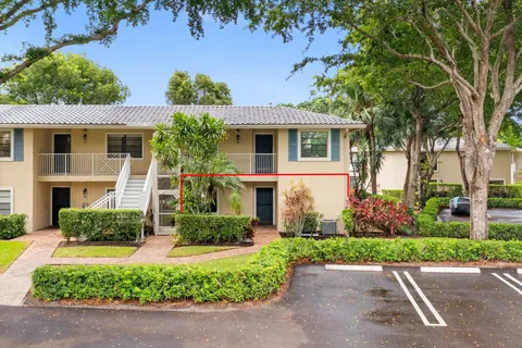 $250,000 | 30 Westgate Lane, Unit 30G, Boynton Beach, FL 33436