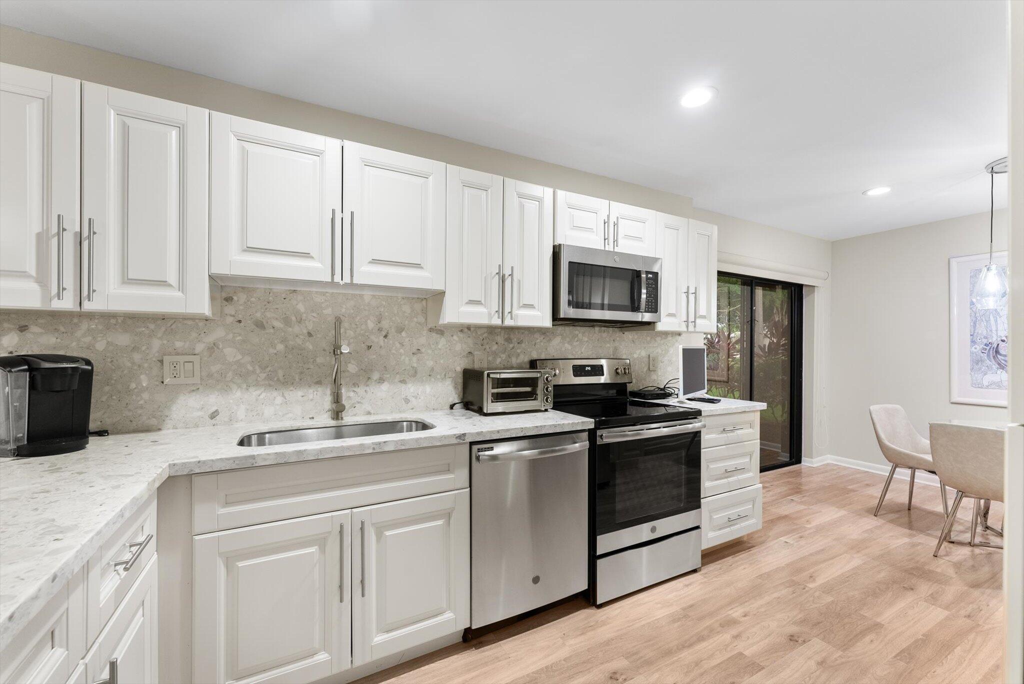 30 Westgate Lane, Unit 30G Boynton Beach, FL 33436 - Photo 3 of 58 09-9