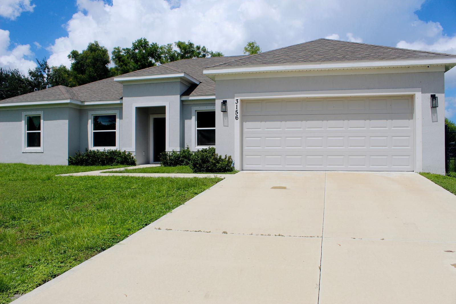 3156 Southwest Ann Arbor Road Port St. Lucie, FL 34953 - Photo 2 of 14 7ae89078-0111-4456-a301-cfd9aa5c26a0