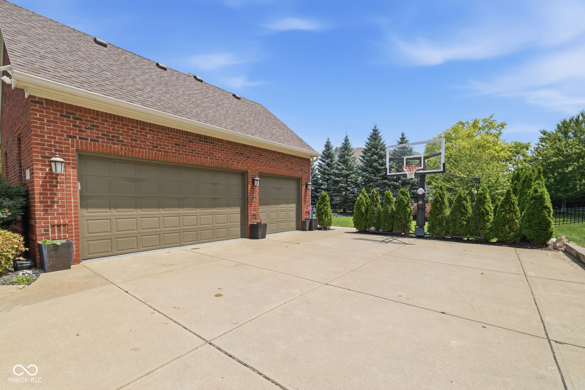 10285 Normandy Court Fishers, IN 46040 - Photo 12 of 63