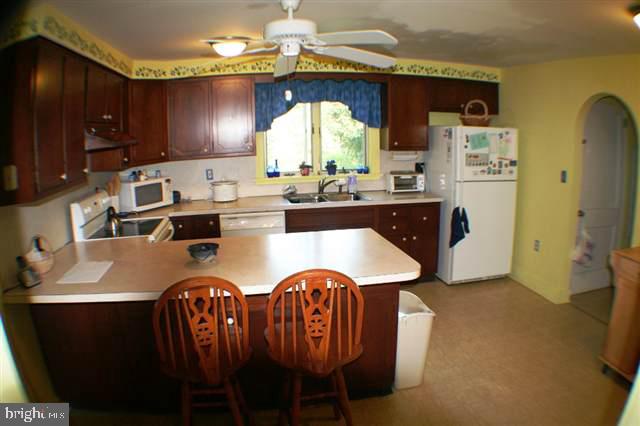 1030 Trindle Road Carlisle, PA 17013 - Photo 3 of 12 Gallery Image 3