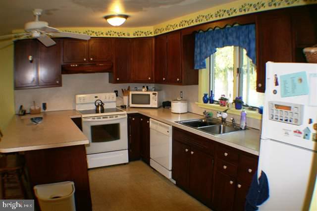 1030 Trindle Road Carlisle, PA 17013 - Photo 4 of 12 Gallery Image 4