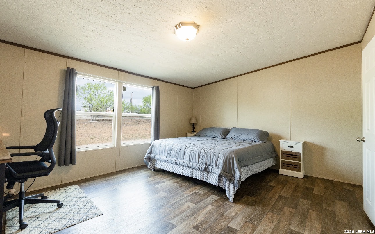 108 County Road 2638 Devine, TX 78016 - Photo 17 of 21